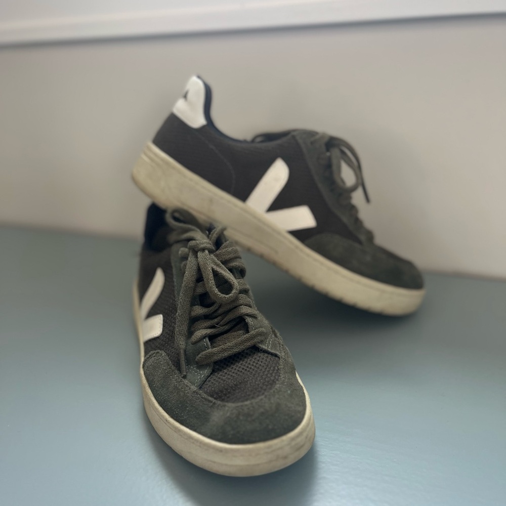 Veja Green Sneakers 37